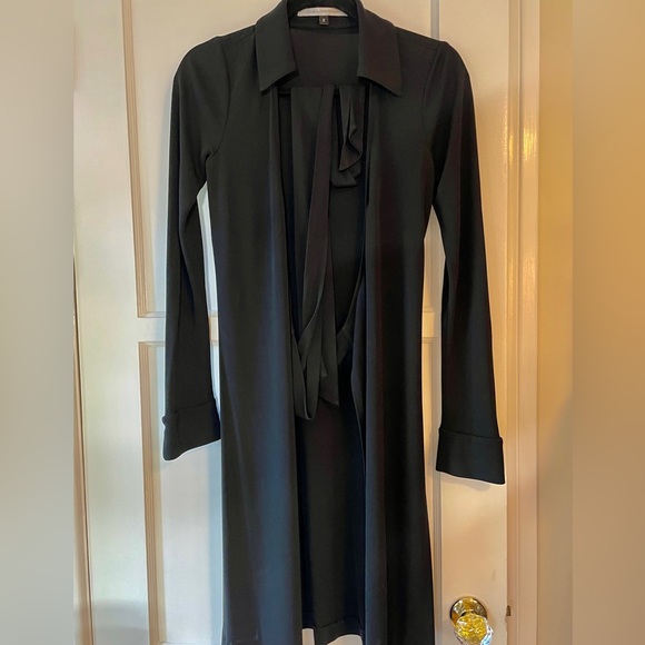 Jeanne Wrap Dress in Black, size 2 - Picture 7 of 16